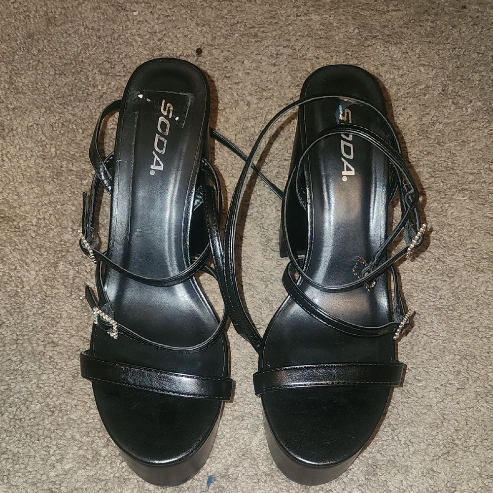 Soda Black Strappy Heels for Formal Occasions